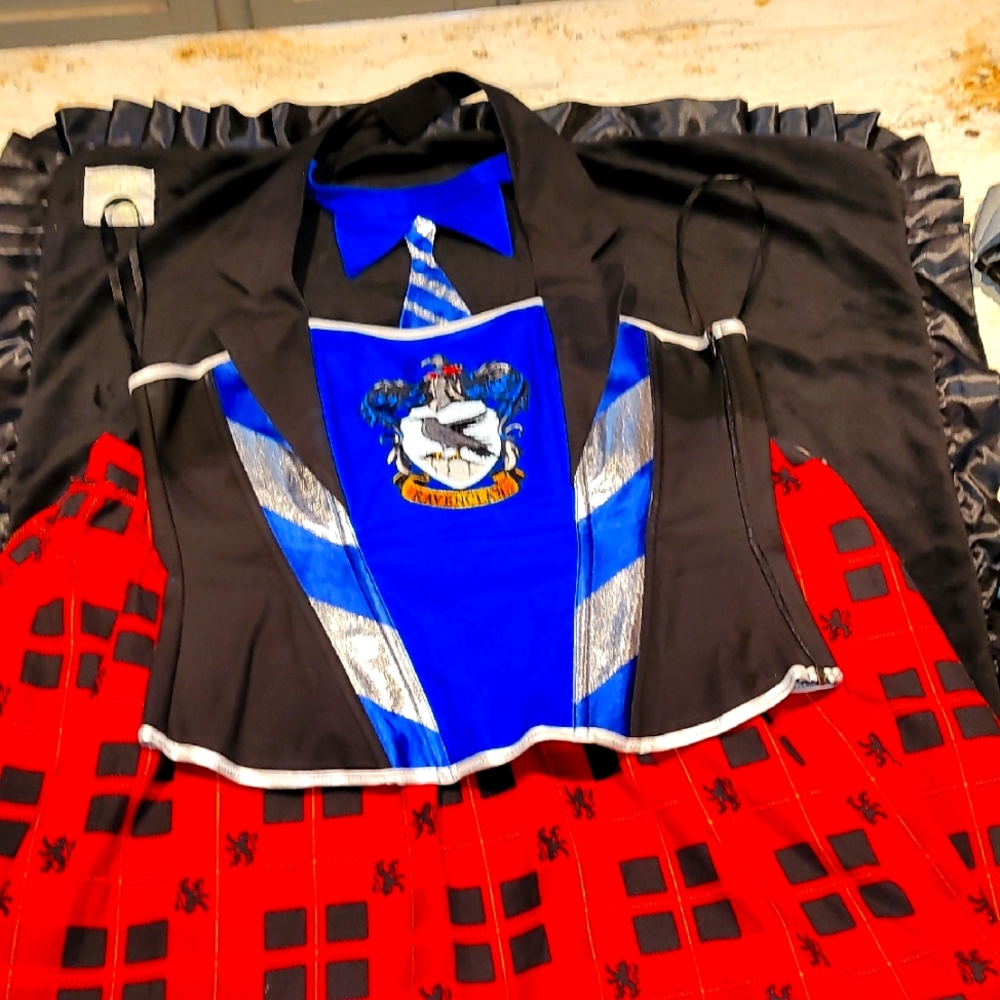 Ravenclaw Harry Potter Hogwarts Costume Top Lace Up Halter XL  Skirt 2X